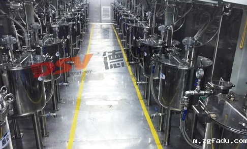 南京某公司单立柱气动搅拌机等待交付