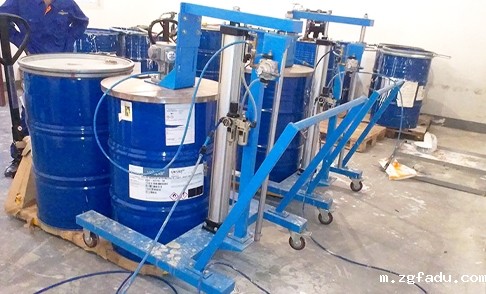 活塞式马达衍伸设备化工化学案例：气动搅拌机