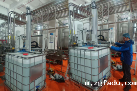 雷竞技newbee官网赞助商工程师赴杭州鸿H食品，高效安装调试气动摇臂机助力生产升级