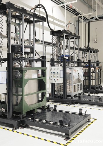 1000L四立柱打胶升降机--红旗汽车项目