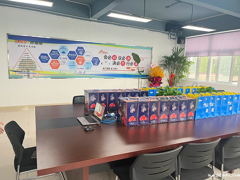 1712903429989662.jpg 1695722759870683.jpg