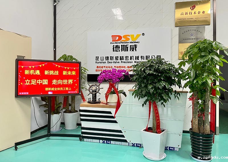 1712971831414414.jpg 1681174976181181.jpg