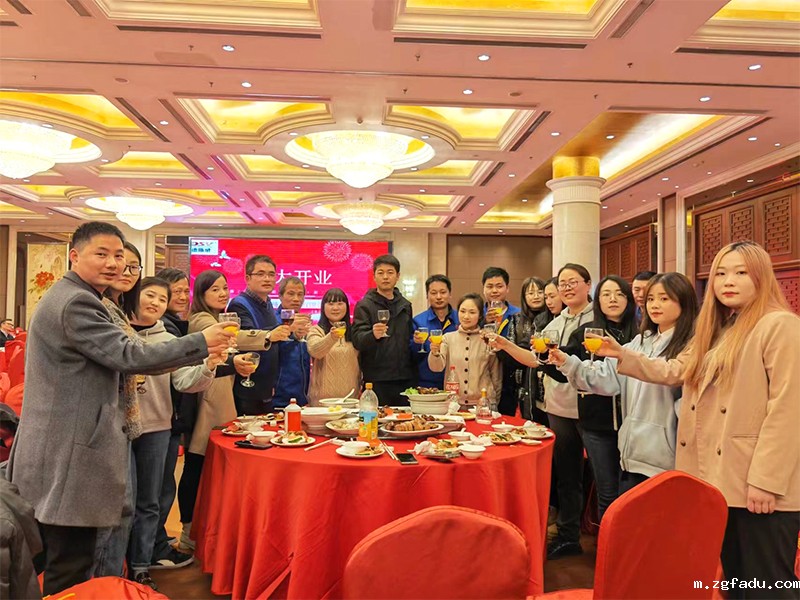 1712971982499538.jpg 1681176437903328.jpg