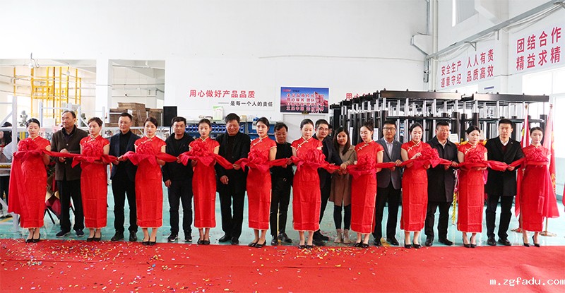 1713142260385321.jpg 1680165364426472.jpg