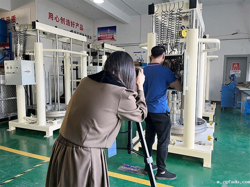 1713145011633159.jpg 1666433464576391.jpg