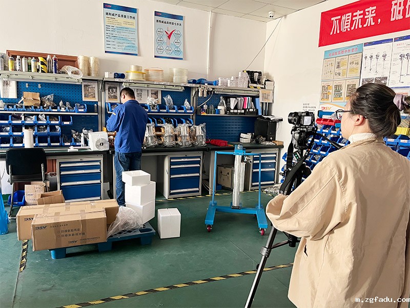 1713145068582335.jpg 1666433466732165.jpg